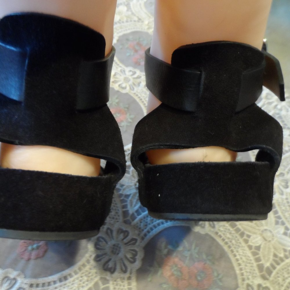 Isabel Marant Black/Beige "Layne" Studded Leather Sandals Size EU 36 - US 6 - Picture 14 of 16